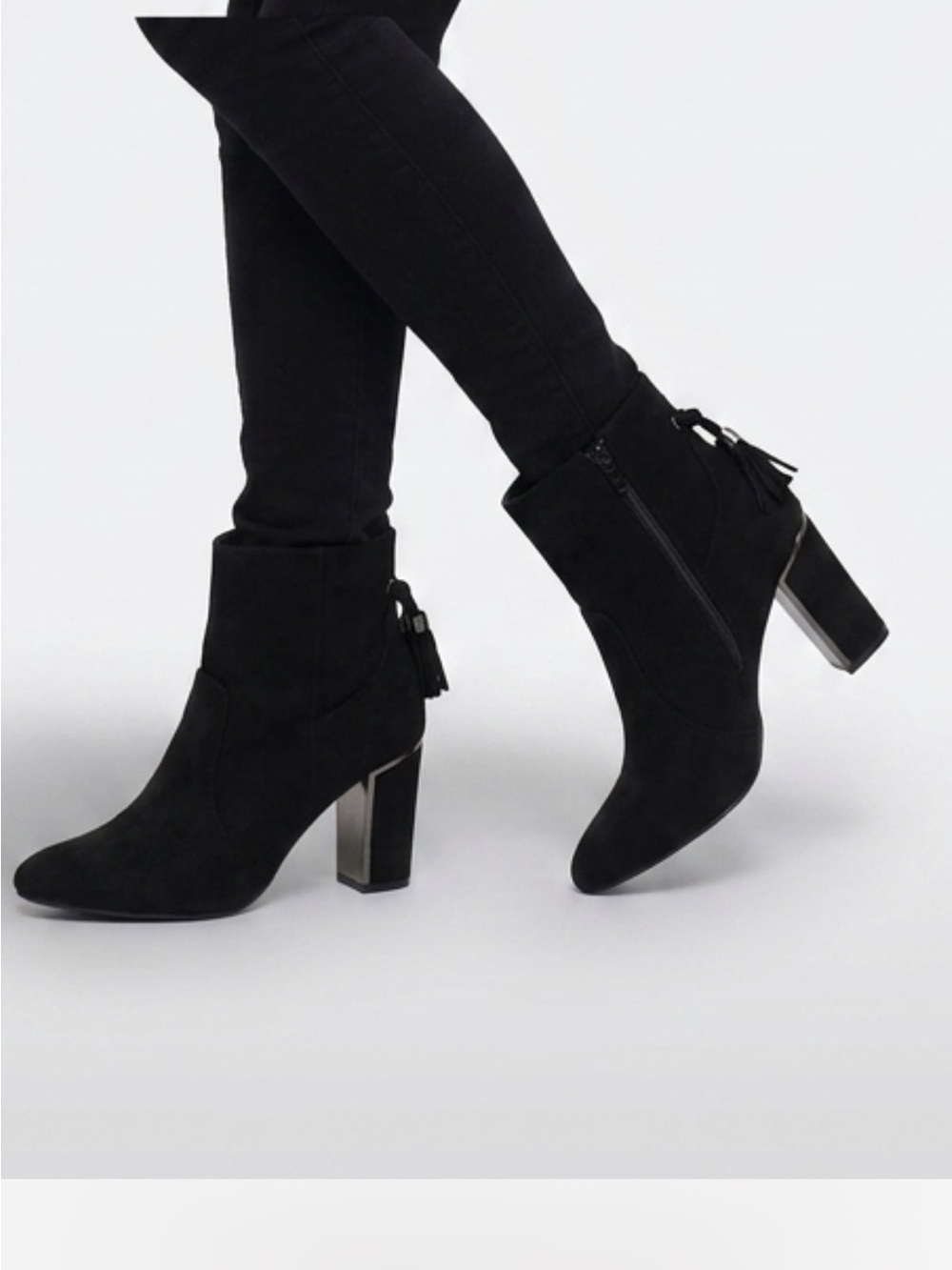Chic Black Heeled Boots